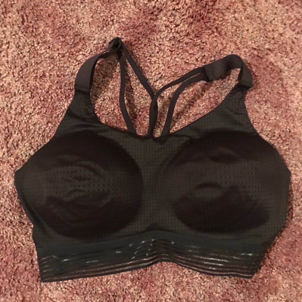Victoria Secret Sports Bra